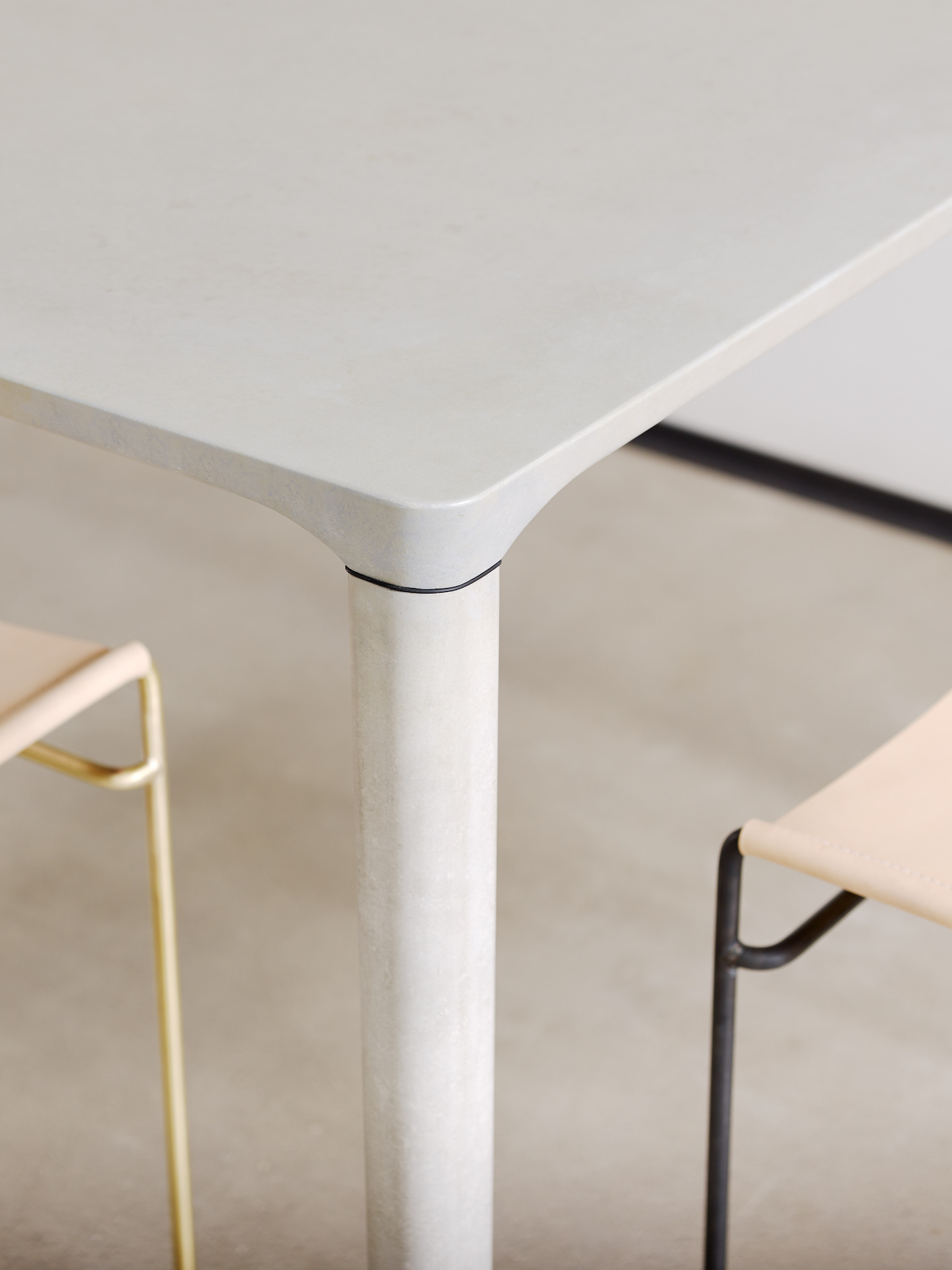 Concrete Table 05